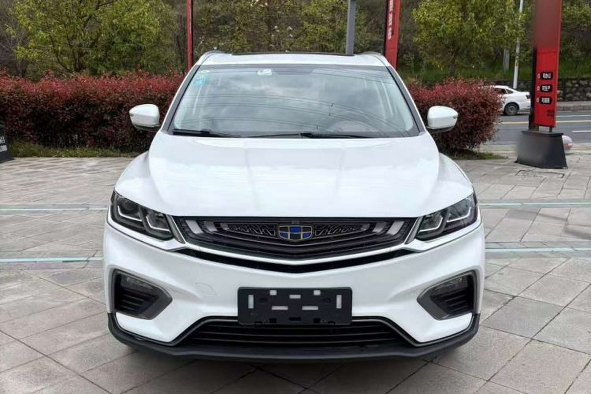Used Geely Auto Coolray 2019 260T DCT Explorer China V Standard Exterior 2
