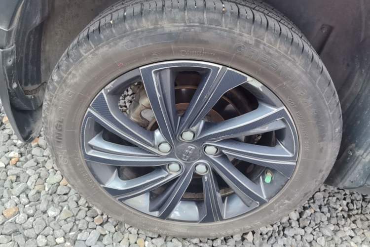 Used Geely Auto Coolray 2019 260T DCT Knight China V Standard Exterior 3