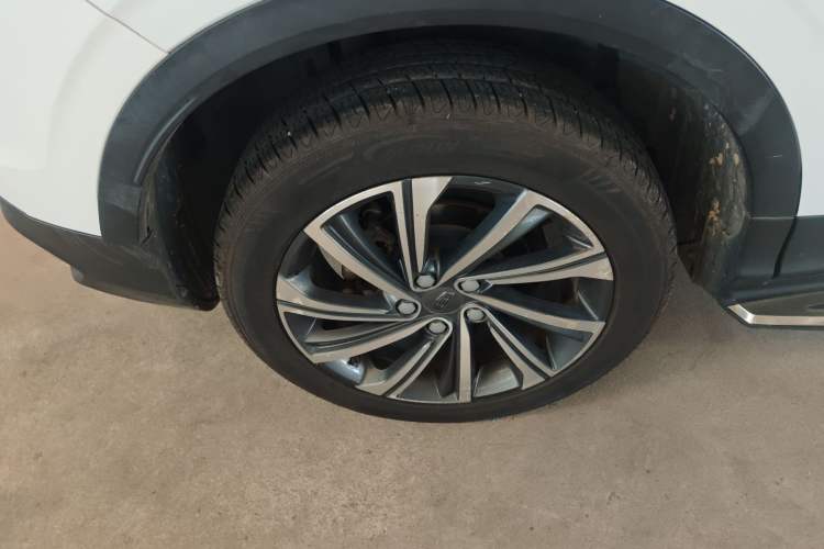 Used Geely Auto Coolray 2019 260T DCT Knight China V Standard Exterior 5