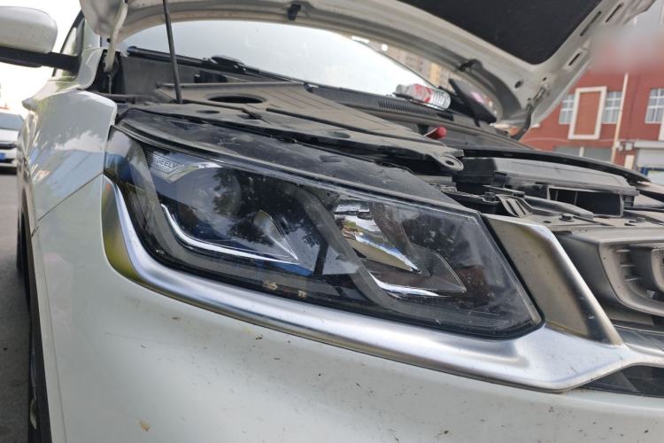 Used Geely Auto Coolray 2019 260T DCT Knight China V Standard Exterior 6
