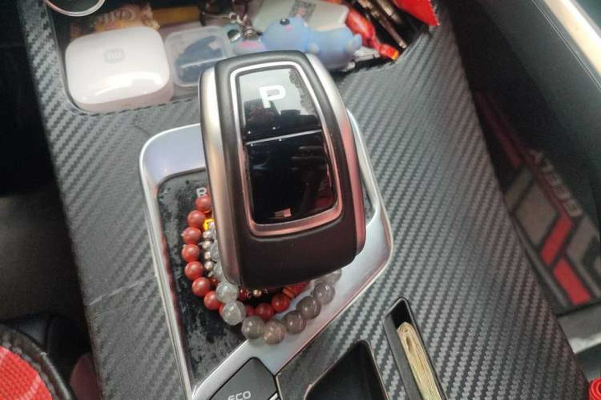 Used Geely Auto Coolray 2019 Sport Model 260T DCT Battle China V Standard Gear Lever