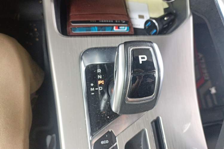 Used Geely Auto Coolray 2019 Sport Model 260T DCT Battle China V Standard Gear Lever