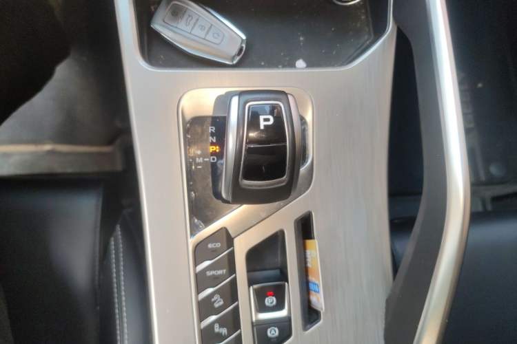 Used Geely Auto Coolray 2019 260T DCT Knight China VI Standard Gear Lever