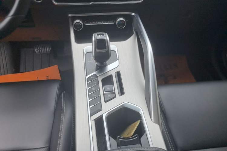 Used Geely Auto Coolray 2019 260T DCT Knight China VI Standard Gear Lever