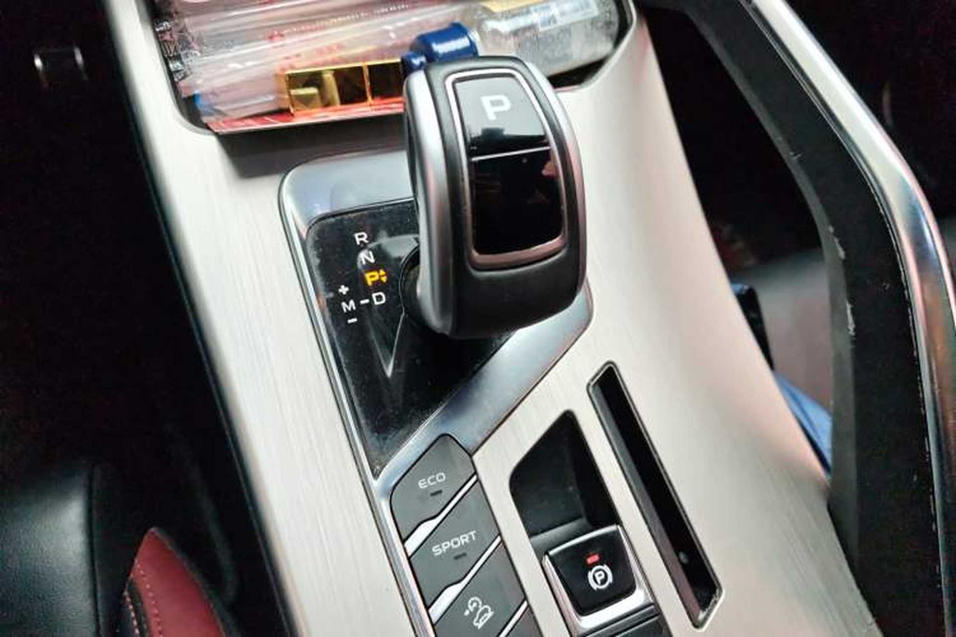 Used Geely Auto Coolray 2019 Sport Model 260T DCT Patrol China V Standard Gear Lever