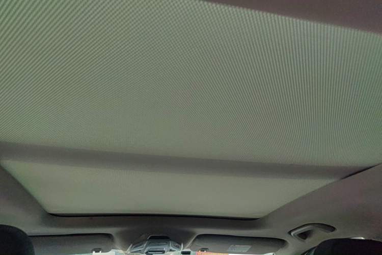 Used Geely Auto Coolray 2019 260T DCT Knight China V Standard Headliner