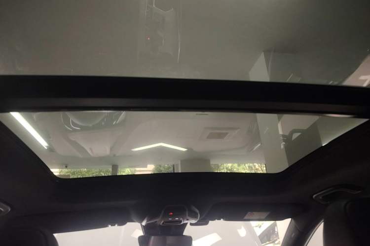 Used Geely Auto Coolray 2019 Sport Version 260T DCT Battle China VI Standard Headliner