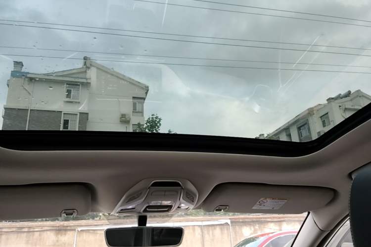 Used Geely Auto Coolray 2019 260T DCT Knight China V Standard Headliner