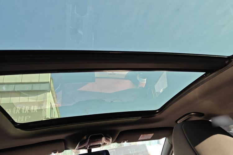 Used Geely Auto Coolray 2019 Sport Model 260T DCT Patrol China V Standard Headliner