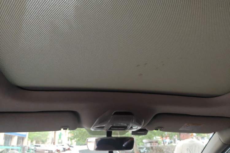 Used Geely Auto Coolray 2019 260T DCT Explorer China VI Standard Headliner