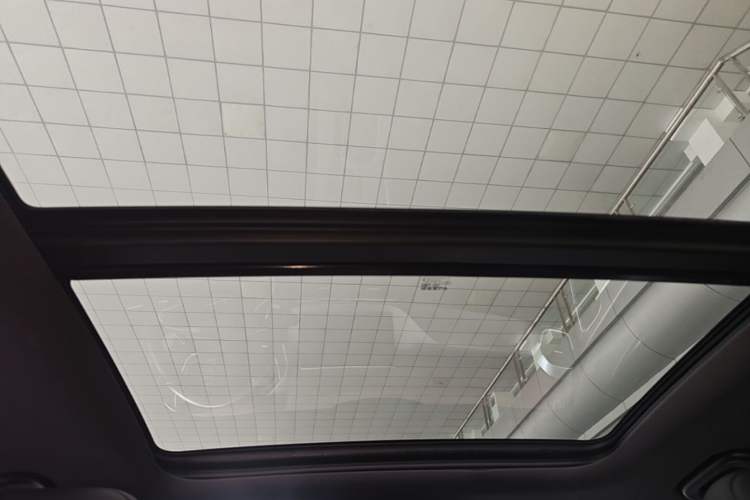 Used Geely Auto Coolray 2019 Sport Version 260T DCT Battle China VI Standard Headliner
