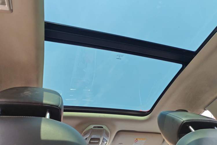 Used Geely Auto Coolray 2019 260T DCT Knight China V Standard Headliner