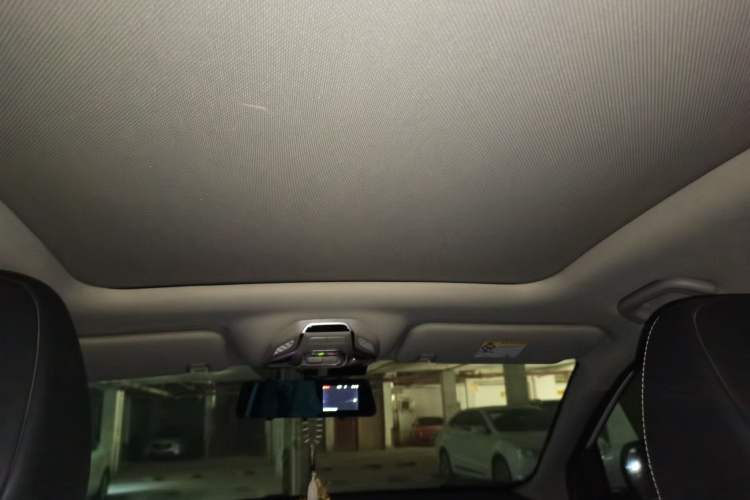 Used Geely Auto Coolray 2019 260T DCT Knight China V Standard Headliner