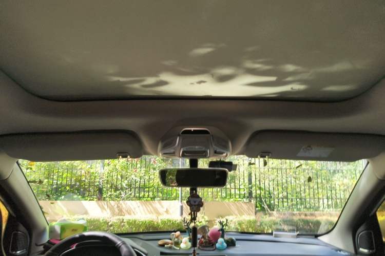 Used Geely Auto Coolray 2019 260T DCT Knight China VI Standard Headliner