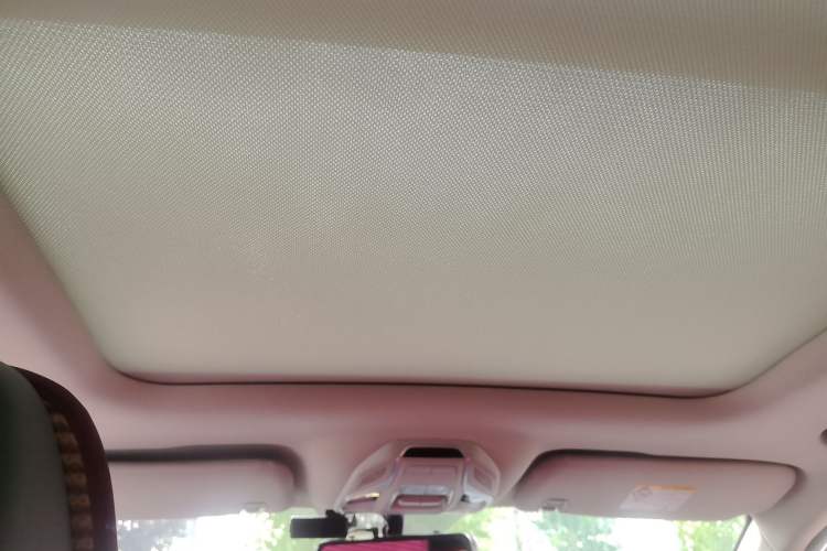 Used Geely Auto Coolray 2019 260T DCT Knight China VI Standard Headliner