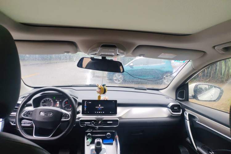 Used Geely Auto Coolray 2019 260T DCT Knight China VI Standard Headliner