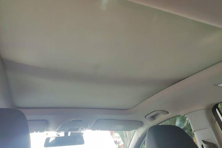 Used Geely Auto Coolray 2019 260T DCT Explorer China VI Standard Headliner
