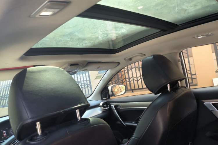 Used Geely Auto Coolray 2019 260T DCT Knight China VI Standard Headliner