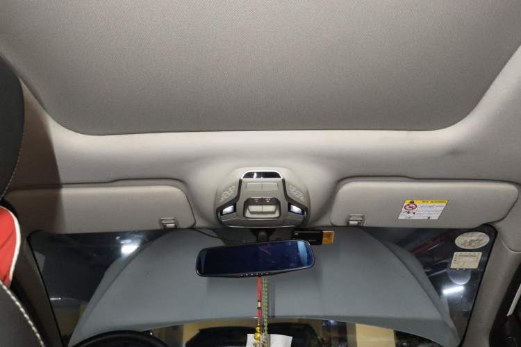 Used Geely Auto Coolray 2019 260T DCT Knight China VI Standard Headliner