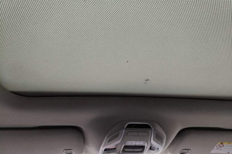Used Geely Auto Coolray 2019 260T DCT Knight China VI Standard Headliner