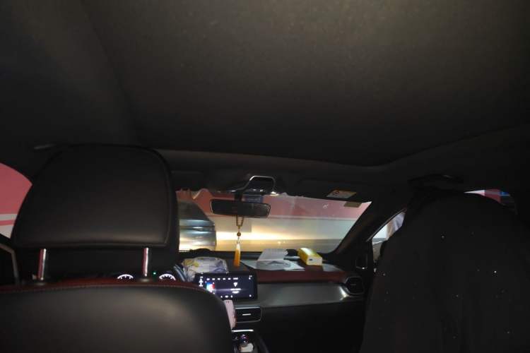 Used Geely Auto Coolray 2019 260T DCT Knight China VI Standard Headliner