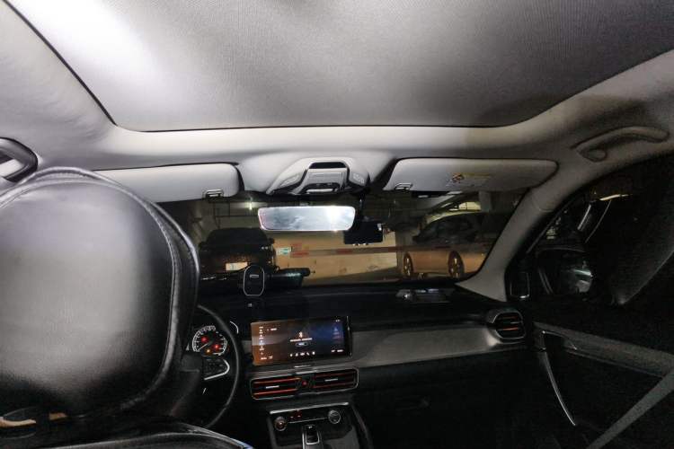 Used Geely Auto Coolray 2019 260T DCT Knight China VI Standard Headliner