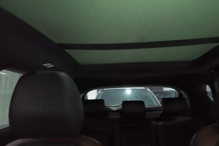 Used Geely Auto Coolray 2019 Sport Version 260T DCT Explorer China VI Standard Headliner