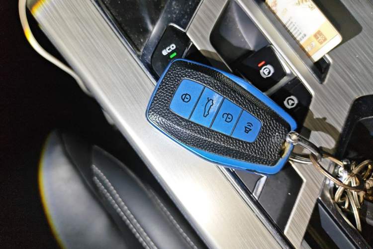 Used Geely Auto Coolray 2019 260T DCT Knight China V Standard Interior 1