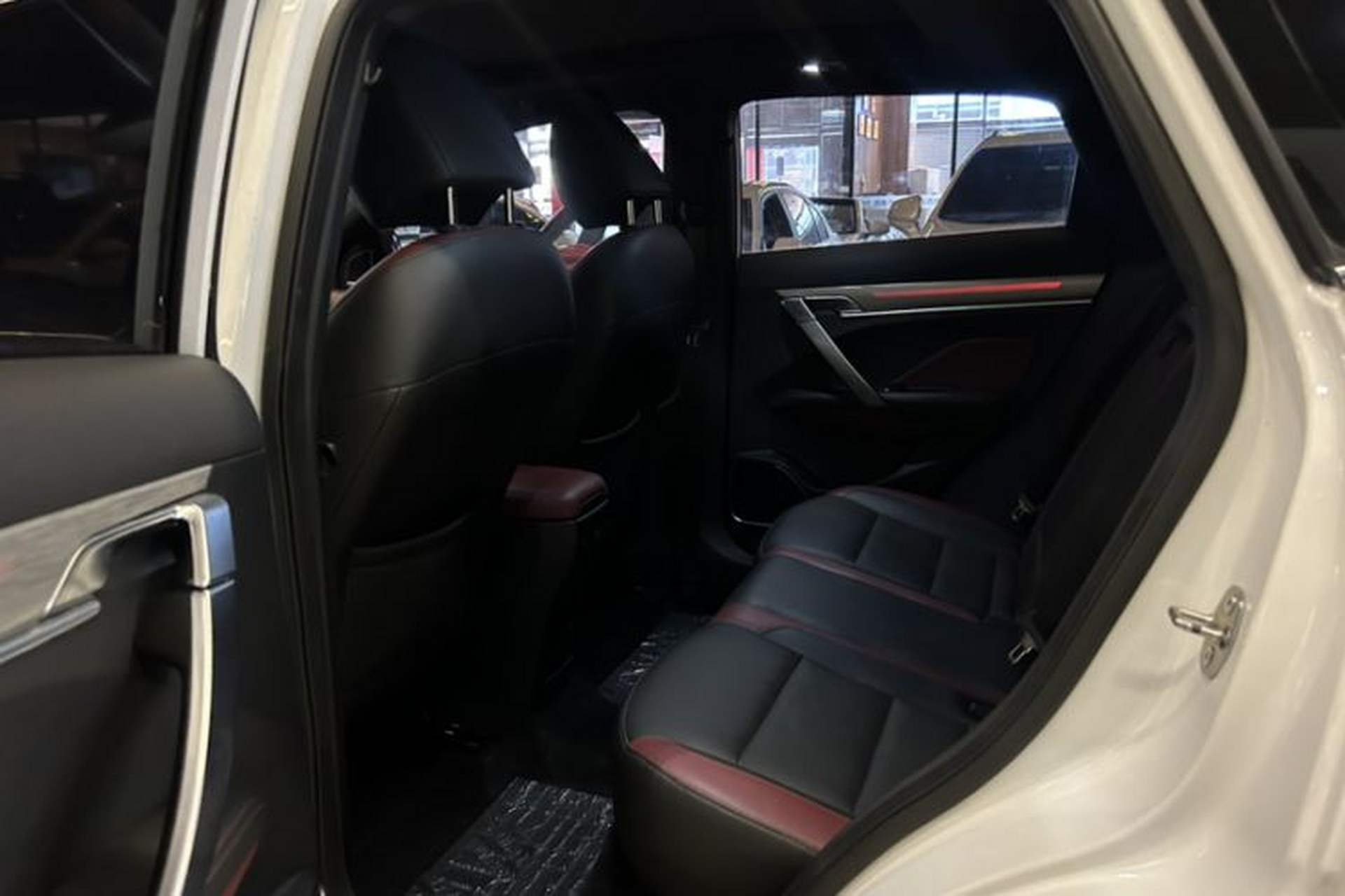 Used Geely Auto Coolray 2019 Sport Model 260T DCT Battle China V Standard Interior 3