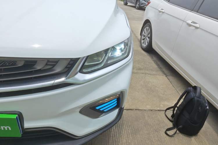Used Geely Auto Coolray 2019 260T DCT Knight China V Standard Left Front Headlight