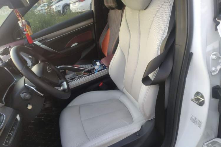Used Geely Auto Coolray 2019 Sport Model 260T DCT Battle China V Standard Left Front Seat