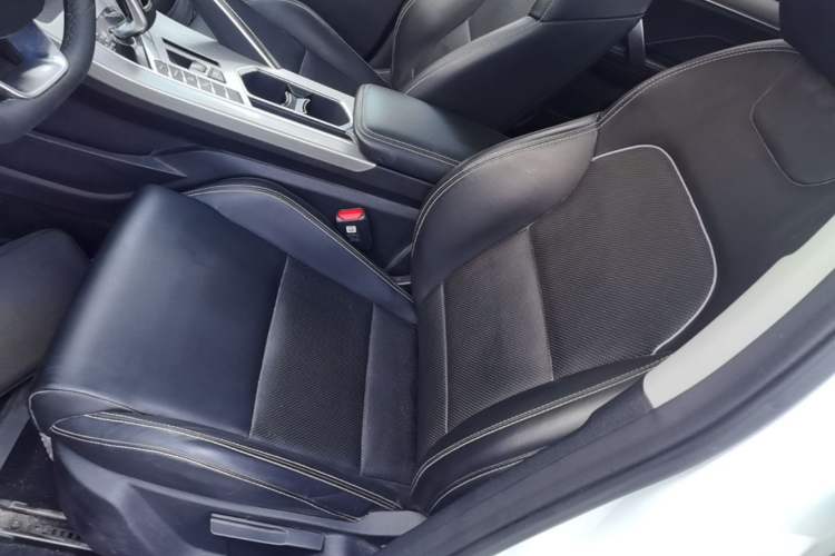 Used Geely Auto Coolray 2019 260T DCT Knight China V Standard Left Front Seat