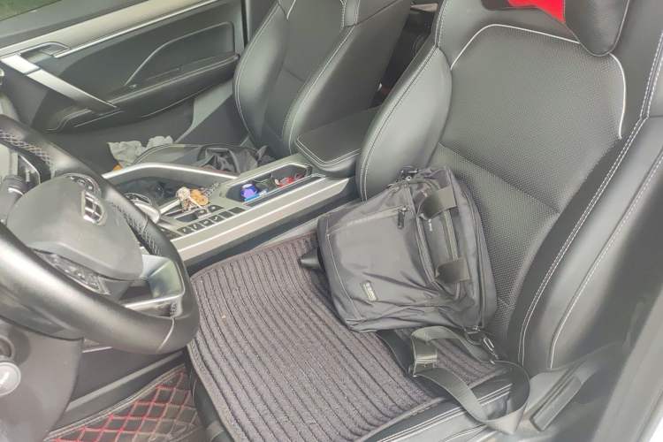 Used Geely Auto Coolray 2019 260T DCT Explorer China VI Standard Left Front Seat