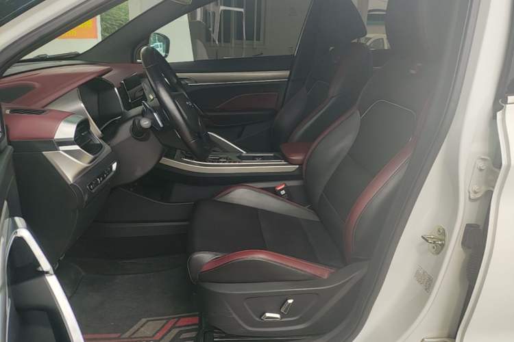 Used Geely Auto Coolray 2019 Sport Model 260T DCT Battle China V Standard Left Front Seat