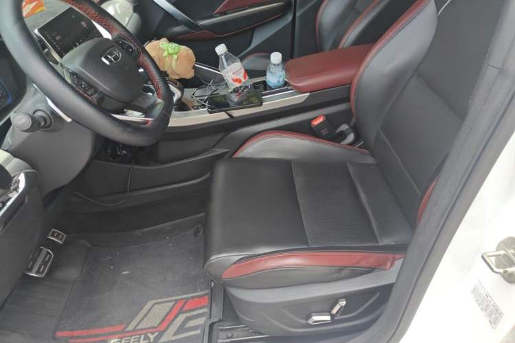 Used Geely Auto Coolray 2019 Sport Model 260T DCT Patrol China V Standard Left Front Seat