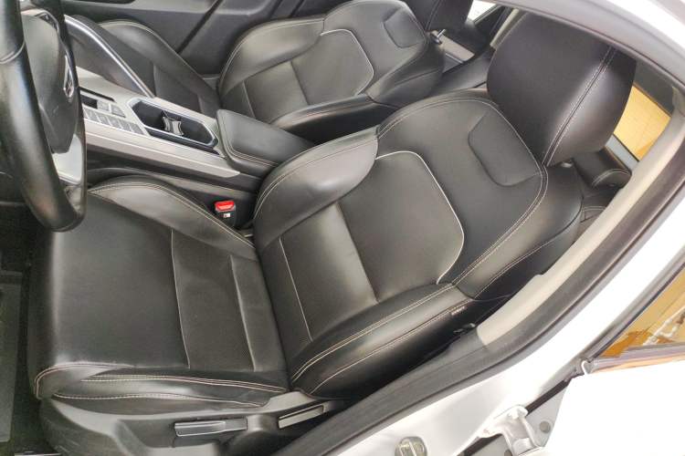 Used Geely Auto Coolray 2019 260T DCT Knight China VI Standard Left Front Seat