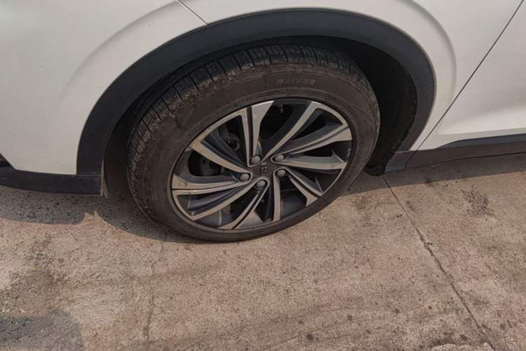 Used Geely Auto Coolray 2019 260T DCT Knight China V Standard Left Front Wheel Hub