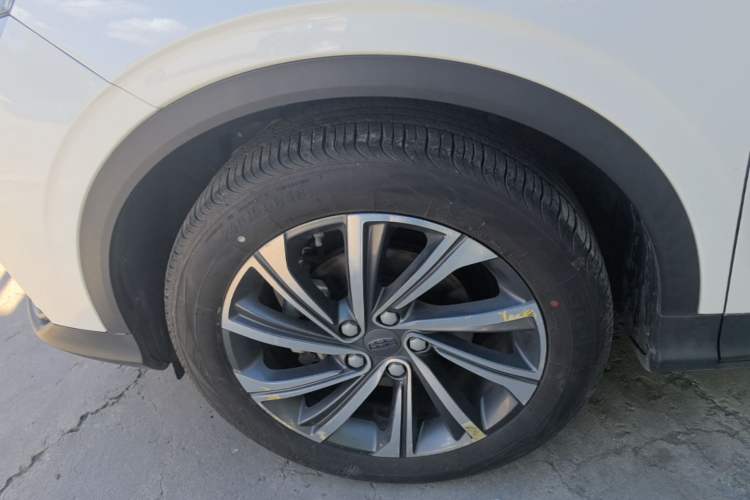 Used Geely Auto Coolray 2019 260T DCT Knight China V Standard Left Front Wheel Hub