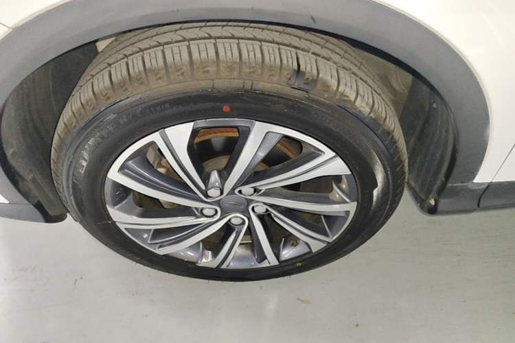 Used Geely Auto Coolray 2019 260T DCT Knight China VI Standard Left Front Wheel Hub