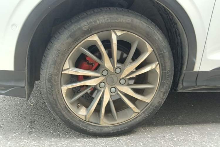 Used Geely Auto Coolray 2019 Sport Model 260T DCT Battle China V Standard Left Front Wheel Hub