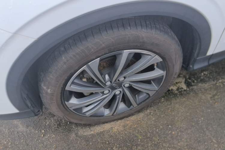 Used Geely Auto Coolray 2019 260T DCT Knight China VI Standard Left Front Wheel Hub