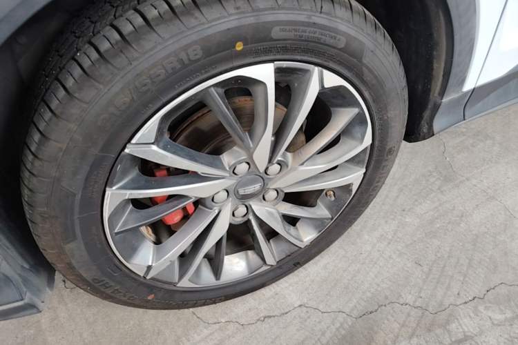Used Geely Auto Coolray 2019 Sport Model 260T DCT Battle China V Standard Left Front Wheel Hub