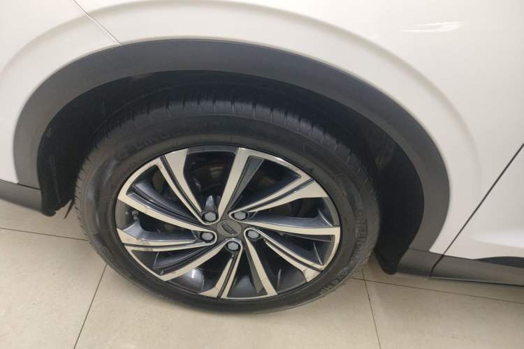 Used Geely Auto Coolray 2019 260T DCT Knight China VI Standard Left Front Wheel Hub