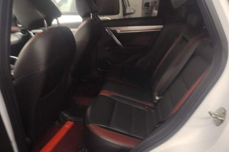 Used Geely Auto Coolray 2019 Sport Version 260T DCT Battle China VI Standard Left Rear Seat