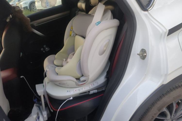 Used Geely Auto Coolray 2019 Sport Model 260T DCT Battle China V Standard Left Rear Seat