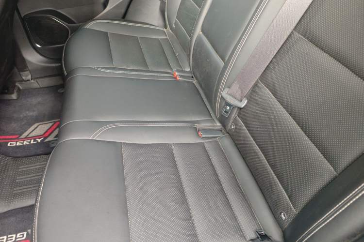 Used Geely Auto Coolray 2019 260T DCT Knight China VI Standard Left Rear Seat