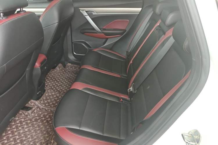 Used Geely Auto Coolray 2019 Sport Version 260T DCT Battle China VI Standard Left Rear Seat