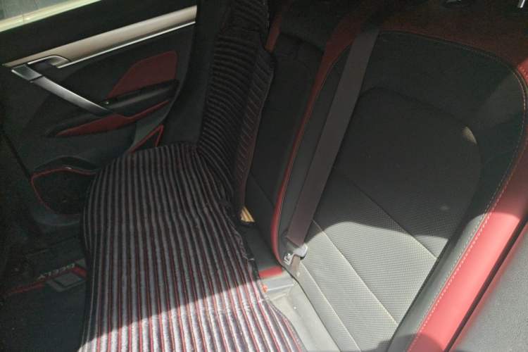 Used Geely Auto Coolray 2019 260T DCT Explorer China V Standard Left Rear Seat