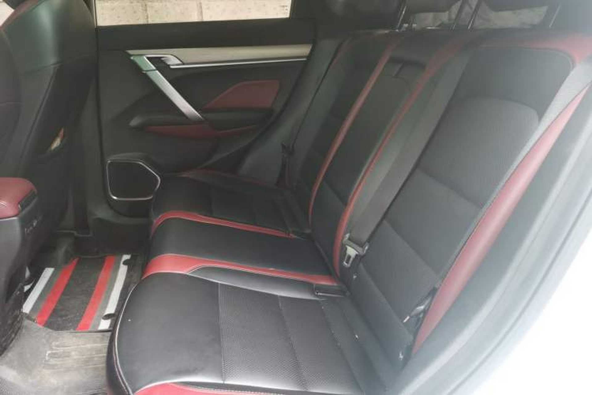 Used Geely Auto Coolray 2019 Sport Version 260T DCT Battle 48V Mild Hybrid China VI Standard Left Rear Seat