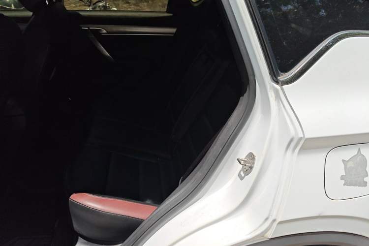 Used Geely Auto Coolray 2019 Sport Model 260T DCT Battle China V Standard Left Rear Seat